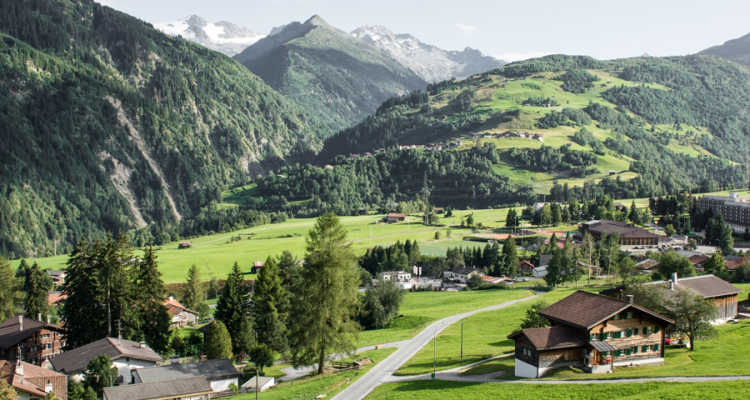 Sicht auf Mompé Medel Sicht auf Mompé Medel