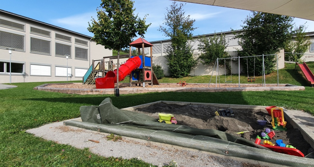 Spielplatz Sur Lai in Salouf (oua_53988734_image) Spielplatz Sur Lai in Salouf (oua_53988734_image)