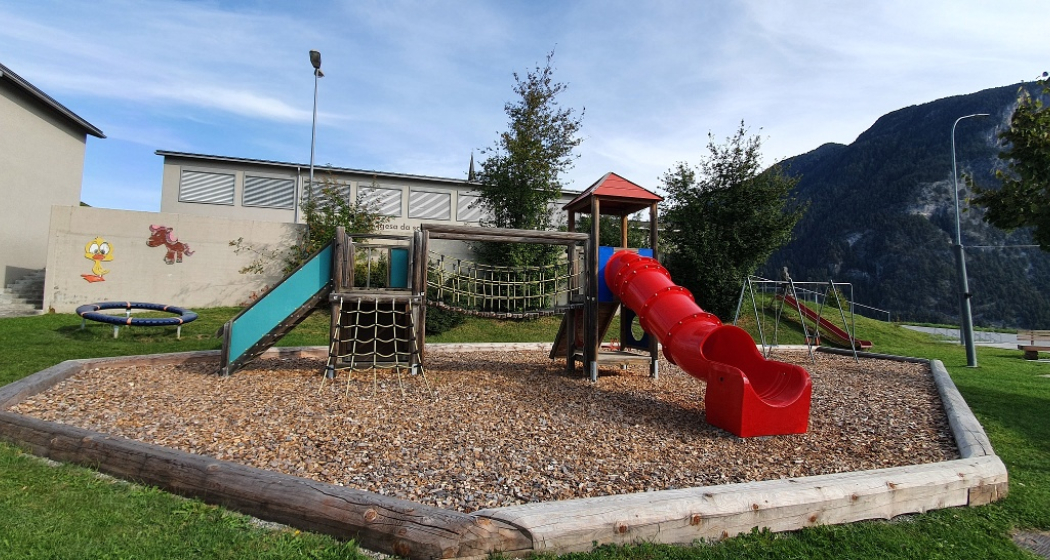Spielplatz Sur Lai in Salouf (oua_53988777_image) Spielplatz Sur Lai in Salouf (oua_53988777_image)