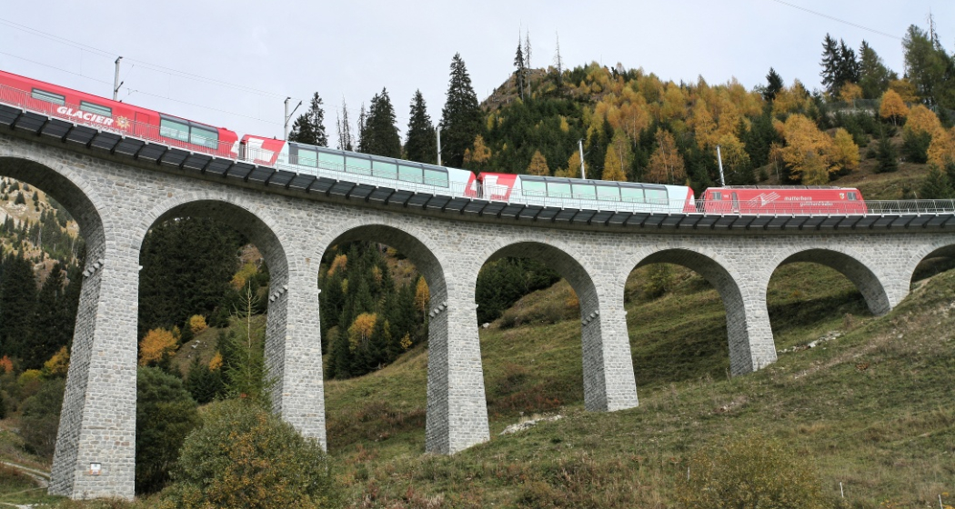 Eisenbahn- Viadukt Val Bugnei Eisenbahn- Viadukt Val Bugnei