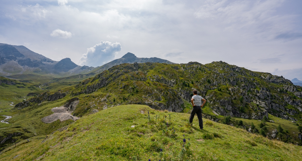 Alp Taspegn mit den Silberminen im Hintergrund Alp Taspegn mit den Silberminen im Hintergrund