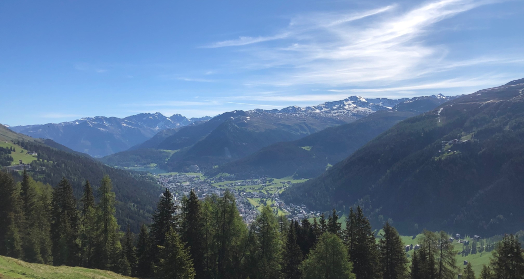 Alpentour Blick auf Landwassertal Alpentour Blick auf Landwassertal