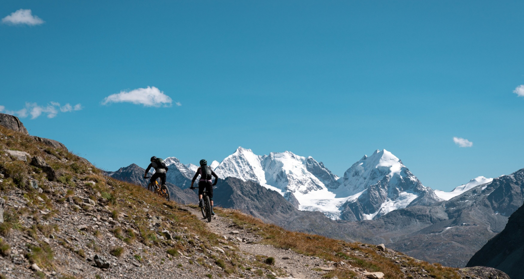 Beeindruckender Blick ins Bernina-Massiv Beeindruckender Blick ins Bernina-Massiv