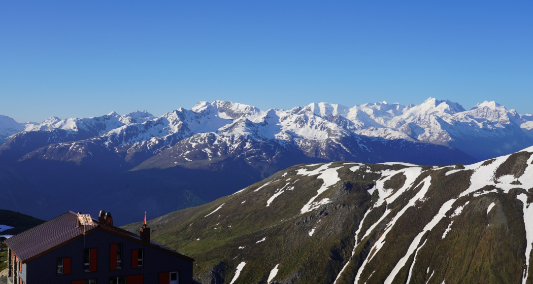 Ausblick von der Chamanna d'Es-cha Ausblick von der Chamanna d'Es-cha