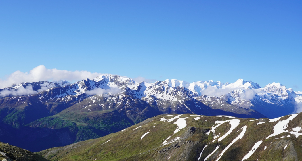 Ausblick von der Chamanna d'Es-cha Ausblick von der Chamanna d'Es-cha