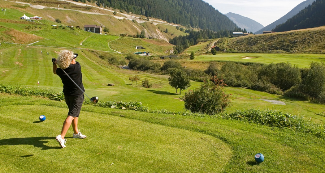 Der erste Golfplatz am Rhein Der erste Golfplatz am Rhein