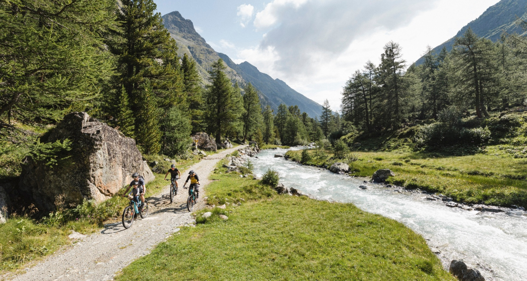 Biker im Val Bever Biker im Val Bever