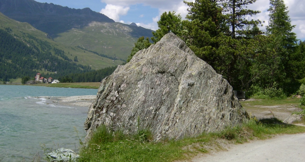 Kurze Wanderung entlang des Lej da Silvaplauna (Silvaplana-See) (oua_59357962_image) Kurze Wanderung entlang des Lej da Silvaplauna (Silvaplana-See) (oua_59357962_image)