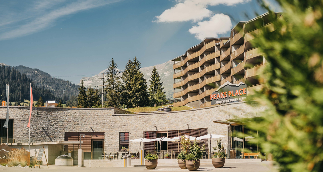 Peaks Place Aussenansicht Sommer Peaks Place Aussenansicht Sommer