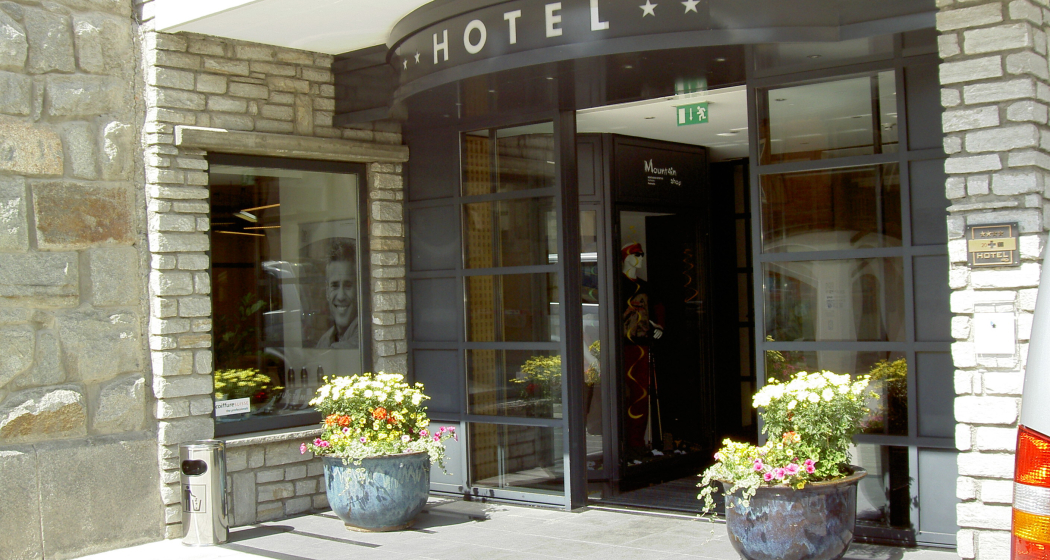 Deco Bar Hotel Schweizerhof (oua_59364665_image) Deco Bar Hotel Schweizerhof (oua_59364665_image)