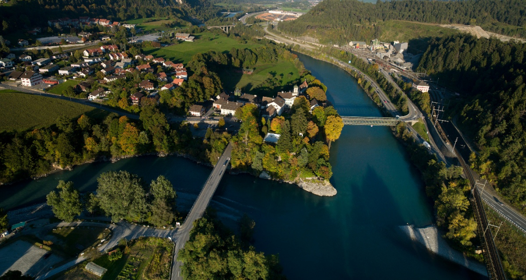 Reichenau - Zusammenfluss von Vorderrhein und Hinterrhein Reichenau - Zusammenfluss von Vorderrhein und Hinterrhein