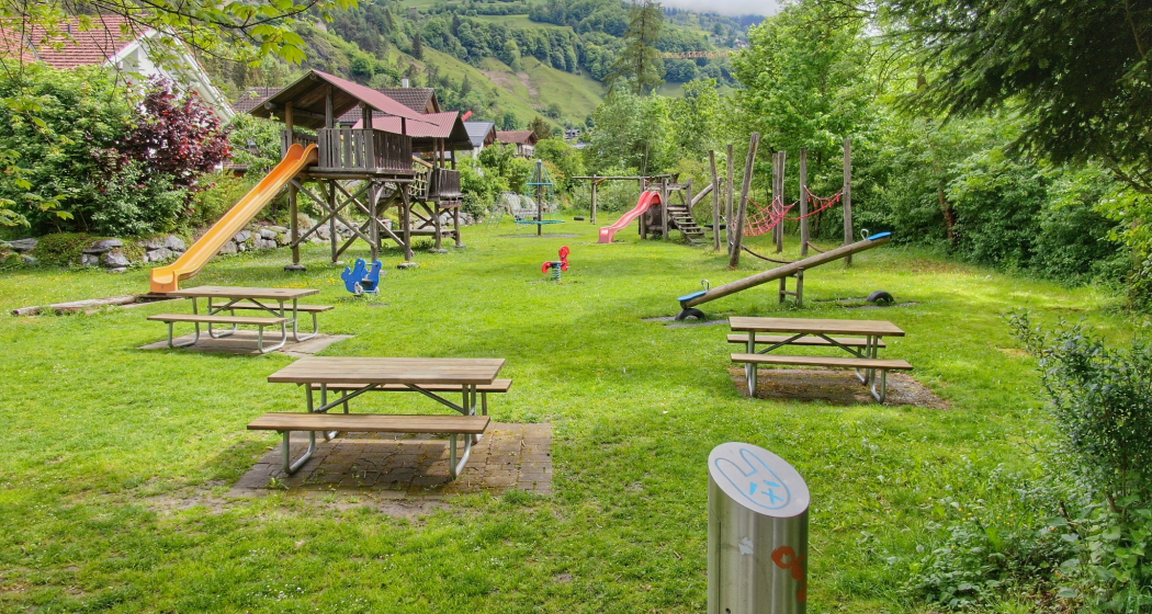 Spielplatz Seewis Schmitten (oua_600476824_image) Spielplatz Seewis Schmitten (oua_600476824_image)