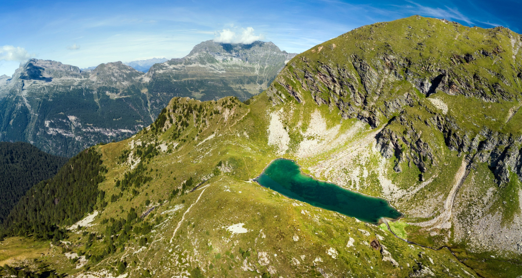 Lago Calvaresc - via Soazza, Alp de Bec (oua_601463898_image) Lago Calvaresc - via Soazza, Alp de Bec (oua_601463898_image)