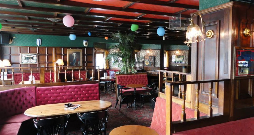 Bobby's Pub (oua_604387203_image)