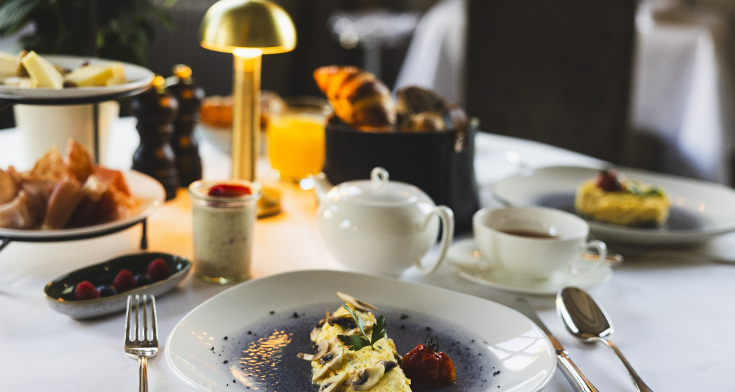 Grand Restaurant (oua_604475083_image)