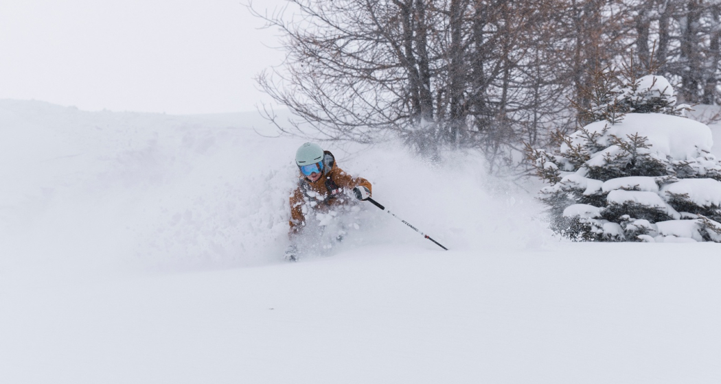 Weissfluhjoch - Meierhof (nr. 12) (oua_605825186_image) Weissfluhjoch - Meierhof (nr. 12) (oua_605825186_image)