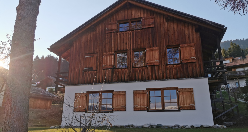 Ferienhaus Casa Seglias - Aussenansicht Sommer