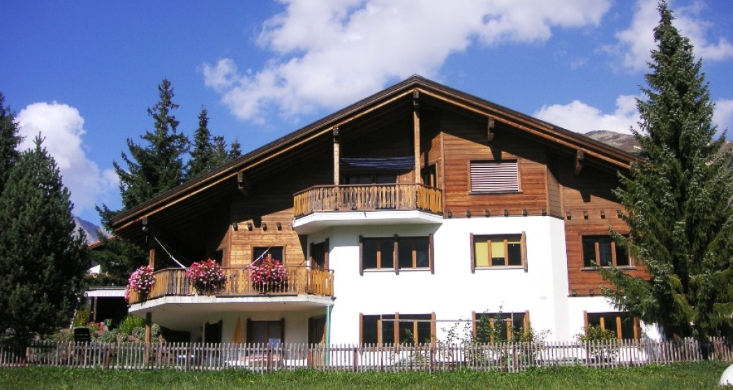 Aussenansicht Sommer