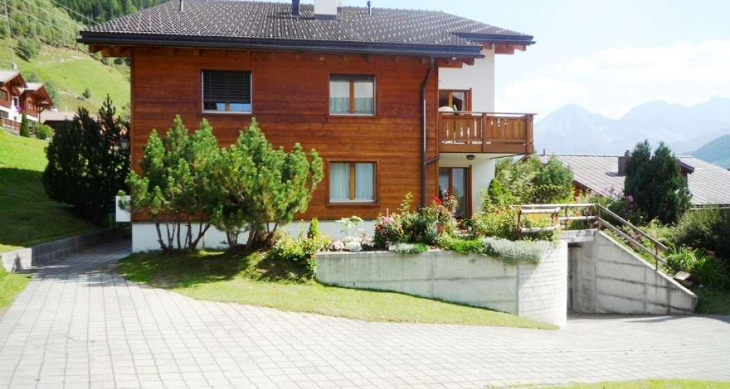 Aussenansicht Sommer