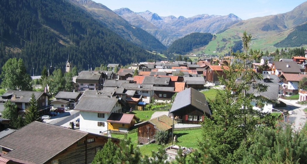 Blick vom Balkon im Sommer