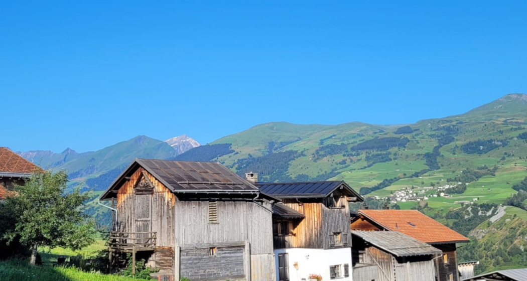 Ferienhaus Runs - Ansicht Sommer