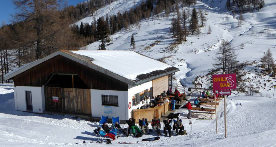 Bodmen Bar (oua_611520334_image) Bodmen Bar (oua_611520334_image)