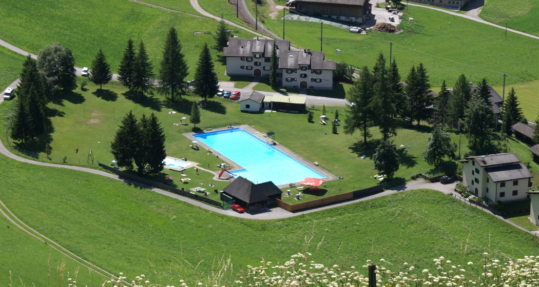 Bergbadi von oben Bergbadi von oben