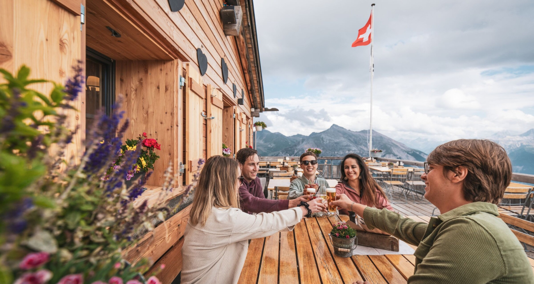 Sommer im Bergrestaurant Piz Scalottas Sommer im Bergrestaurant Piz Scalottas