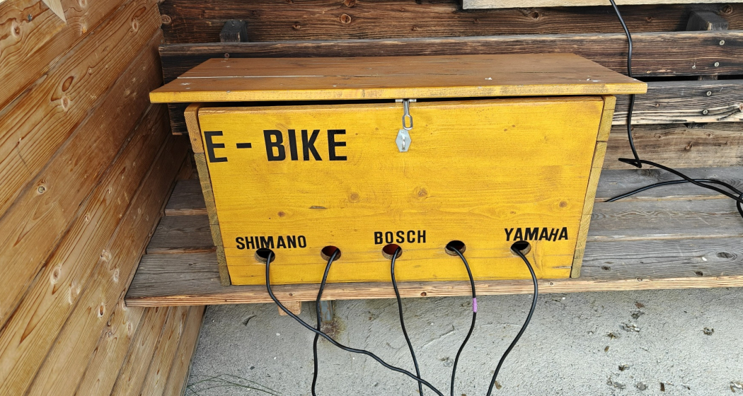 E-Bike Ladestation Berghaus Schwänzelegg E-Bike Ladestation Berghaus Schwänzelegg