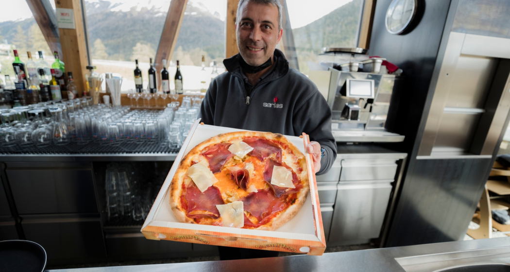Serlas Pizzeria (oua_620272332_image) Serlas Pizzeria (oua_620272332_image)