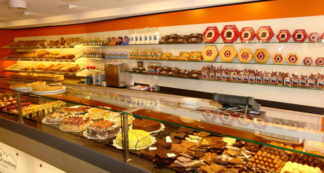 Furnaria (Bäckerei) Grond SA in Sils Maria (oua_620272597_image) Furnaria (Bäckerei) Grond SA in Sils Maria (oua_620272597_image)