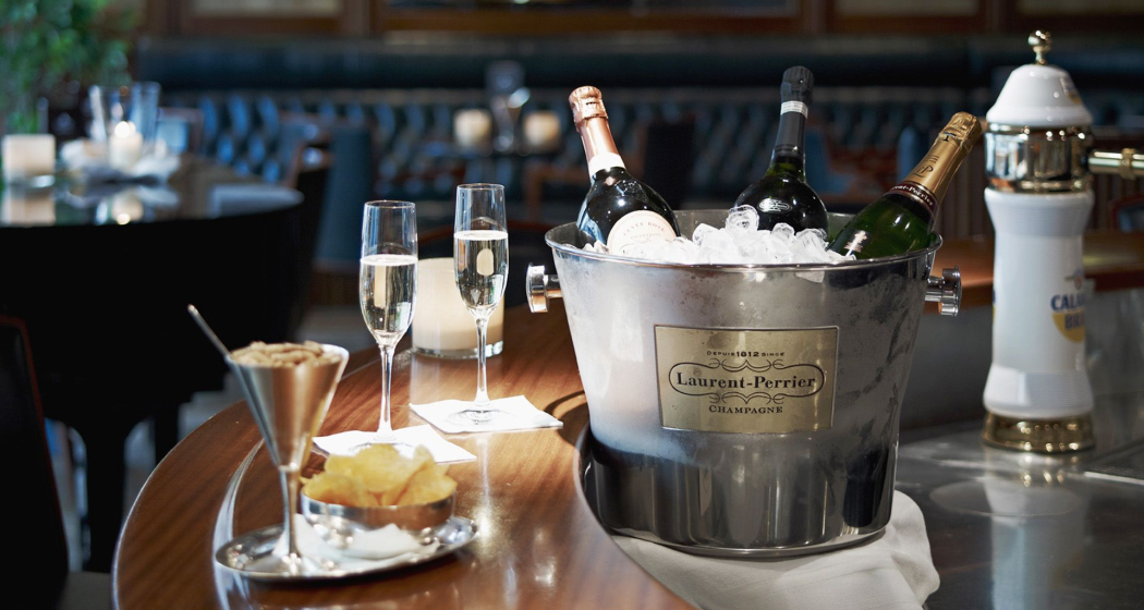 Crystal Piano Bar (oua_620272666_image)