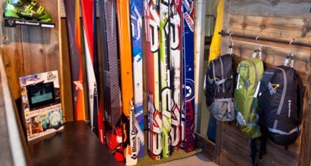 Go vertical Rental Shop Diavolezza (oua_620277979_image) Go vertical Rental Shop Diavolezza (oua_620277979_image)