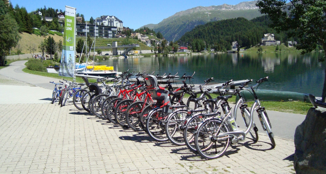 Rent a Bike (oua_620278042_image) Rent a Bike (oua_620278042_image)
