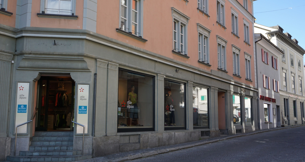 Stile Alpino (oua_620278559_image) Stile Alpino (oua_620278559_image)