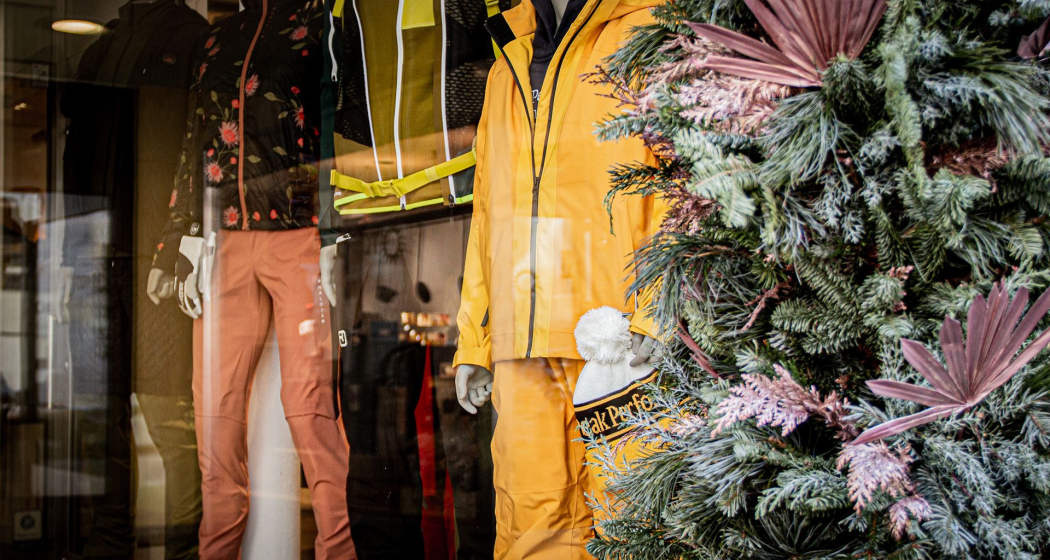 Peak Performance (oua_620278667_image)