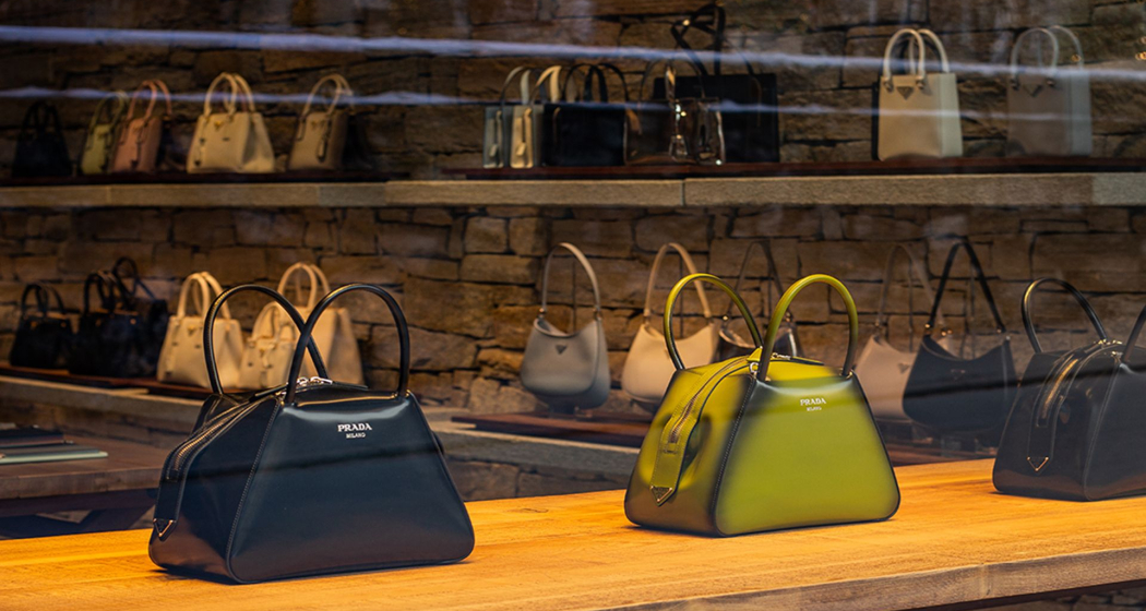 Prada (oua_620278683_image) Prada (oua_620278683_image)