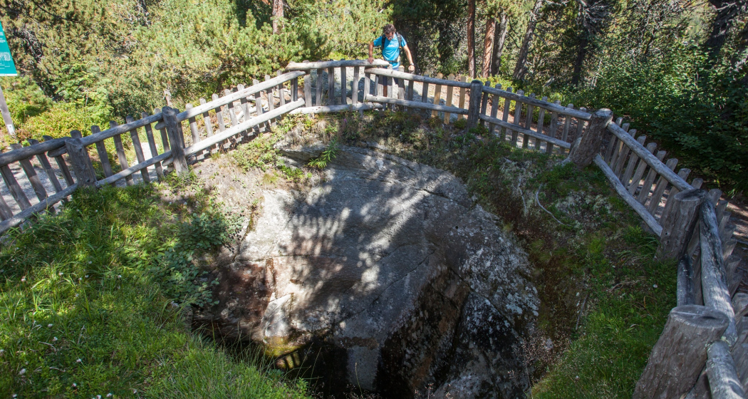Die Gletschermühlen in Maloja (oua_620278950_image) Die Gletschermühlen in Maloja (oua_620278950_image)