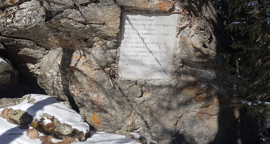 Nietzsche Gedenkstein auf der Halbinsel Chastè (oua_620278977_image)