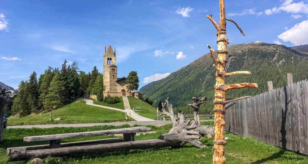 Sitzbänke San Gian (oua_620279092_image) Sitzbänke San Gian (oua_620279092_image)