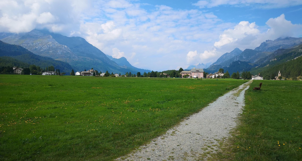 Sitzbänke auf der Silser Ebene (oua_620279842_image)