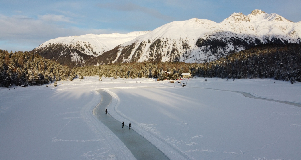 Eisbahn Lej da Staz (oua_620280076_image) Eisbahn Lej da Staz (oua_620280076_image)