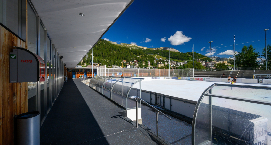 Eisplatz Eisarena Ludains (oua_620280251_image)