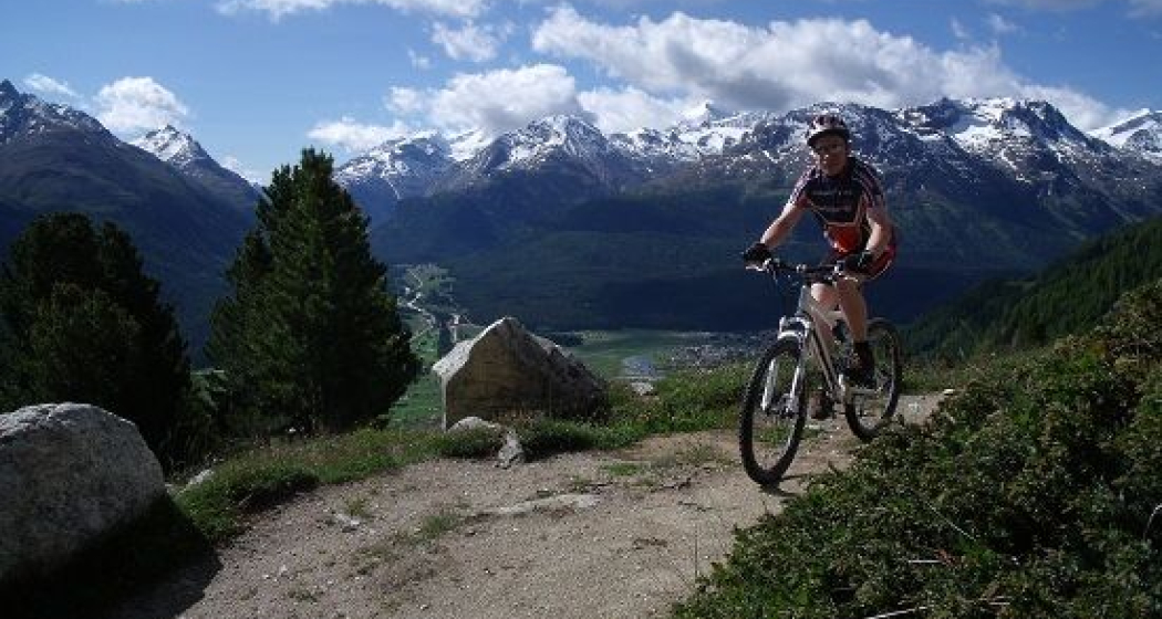 Bär Snowsports Engadin, Bike,- Berg- und Schneesportschule (oua_620280263_image) Bär Snowsports Engadin, Bike,- Berg- und Schneesportschule (oua_620280263_image)
