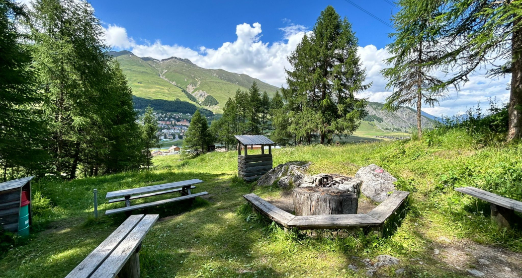 Feuerstelle beim Wasserfall Arpiglia Bach (oua_620280394_image)