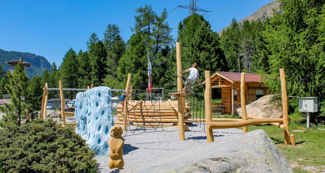 Kinderspielplatz Camping Morteratsch (oua_620280471_image) Kinderspielplatz Camping Morteratsch (oua_620280471_image)