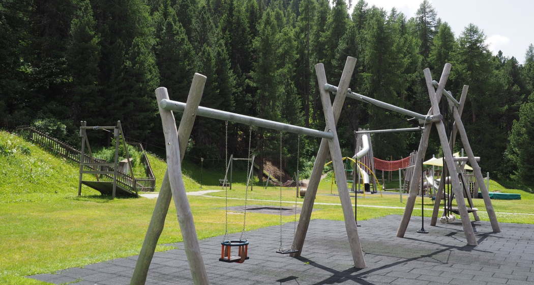 Kinderspielplatz Via da l'Ova Cotschna (oua_620280668_image)