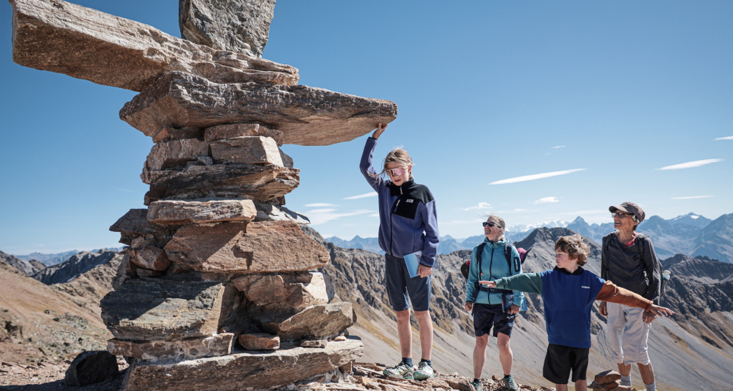 Der Steinwichtelweg – Ein alpines Abenteuer für die ganze Familie (oua_621278597_image) Der Steinwichtelweg – Ein alpines Abenteuer für die ganze Familie (oua_621278597_image)