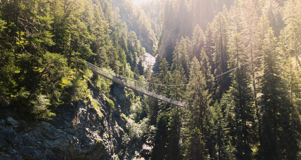 Traversinersteg Etappe 1 Thusis-Andeer in der Viamala Schlucht