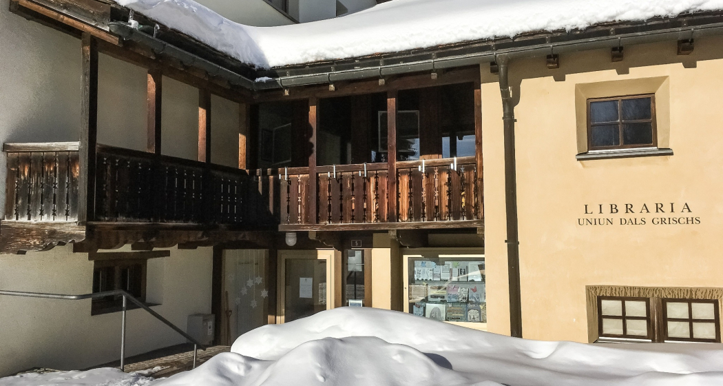 Chesin Manella (oua_621866831_image)